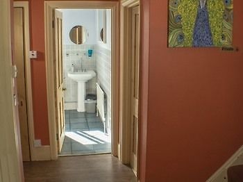 The Giants Rest Hotel Поулгейт Екстериор снимка
